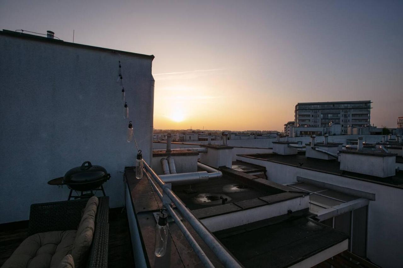 Dwupoziomowy, Rodzinny Apartament. Ochrona, Garaz. Varsovie Extérieur photo