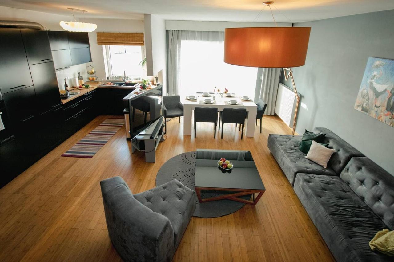 Dwupoziomowy, Rodzinny Apartament. Ochrona, Garaz. Varsovie Extérieur photo
