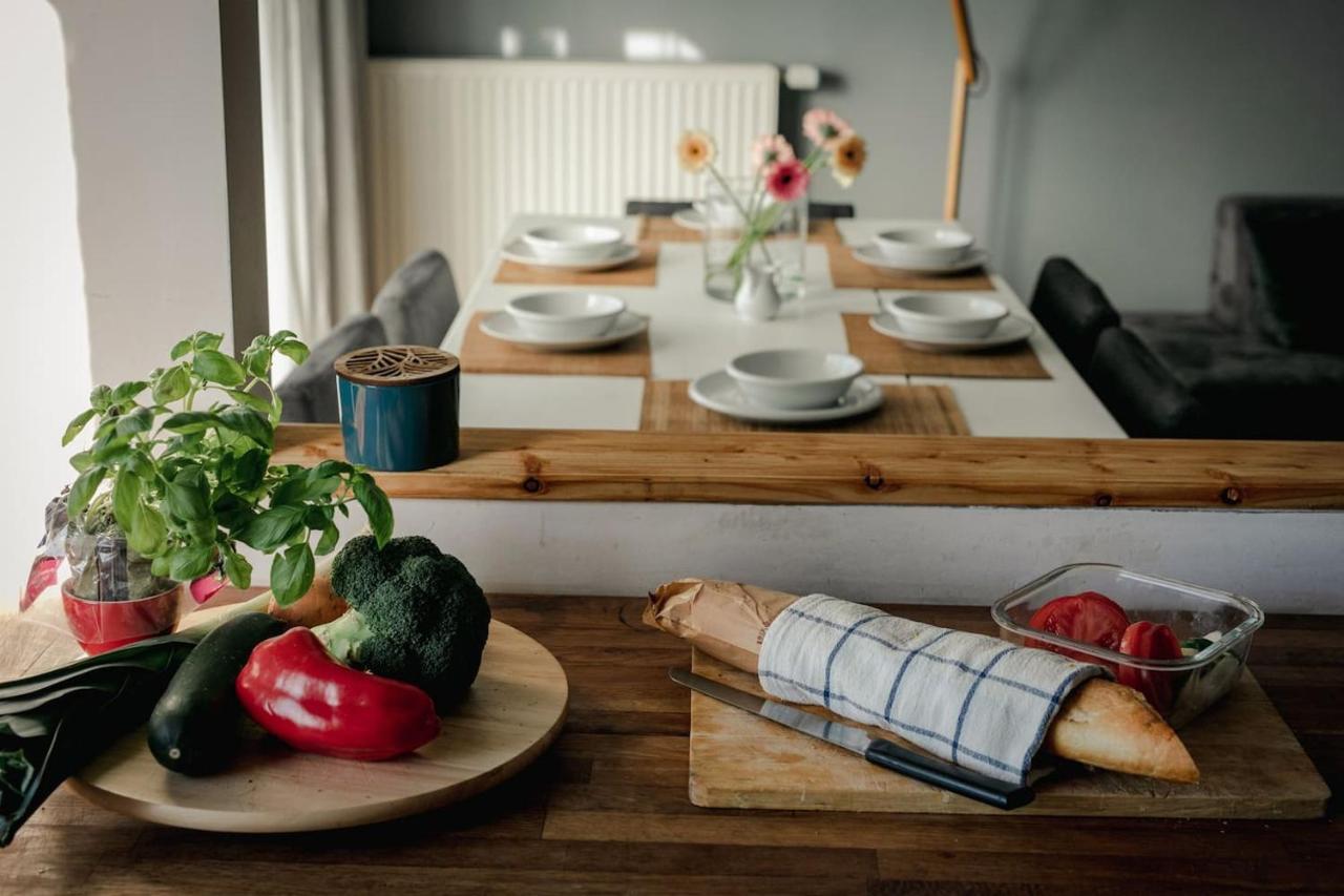 Dwupoziomowy, Rodzinny Apartament. Ochrona, Garaz. Varsovie Extérieur photo
