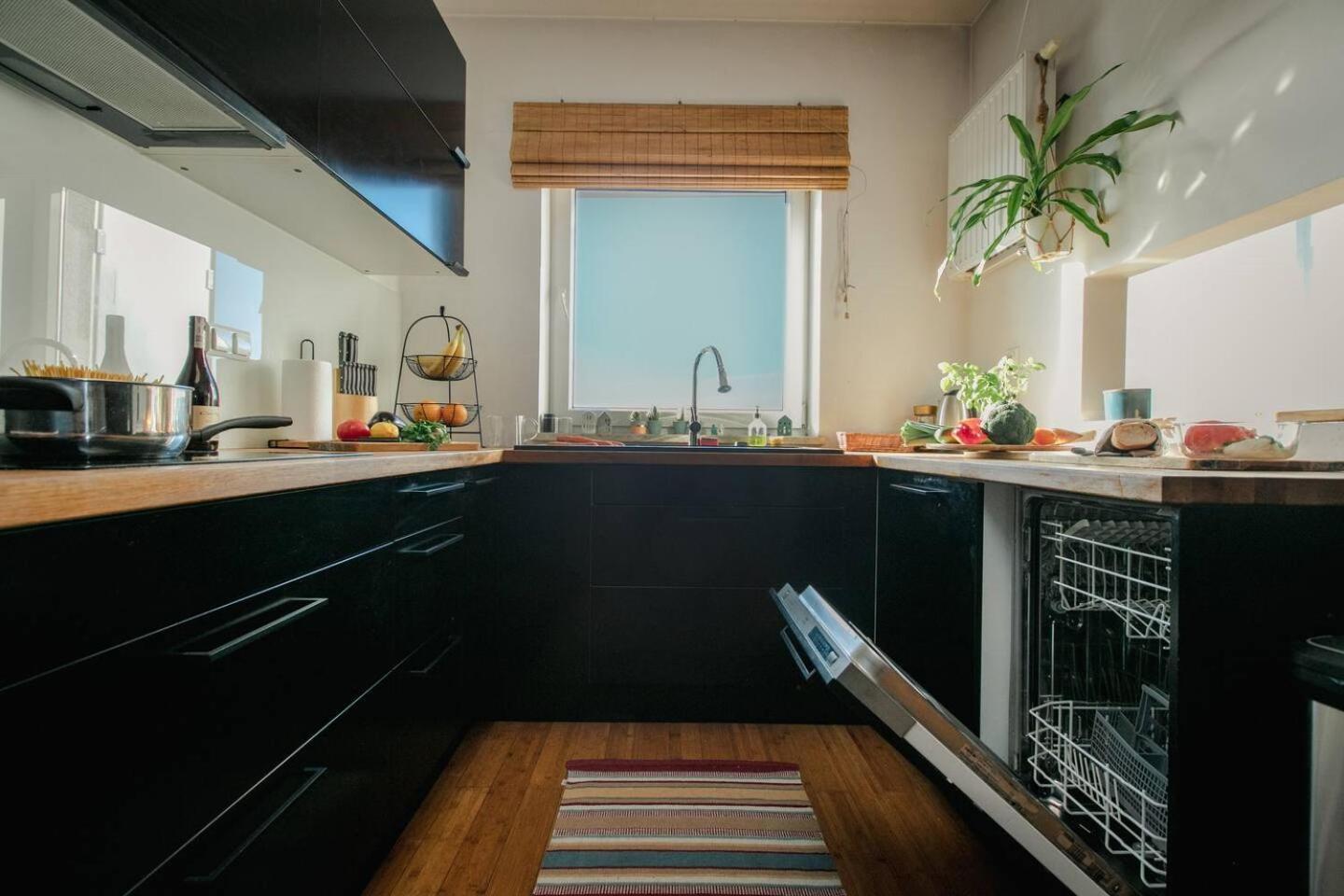 Dwupoziomowy, Rodzinny Apartament. Ochrona, Garaz. Varsovie Extérieur photo